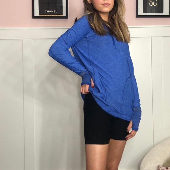 Lululemon Blue Top - Picture 2 of 6